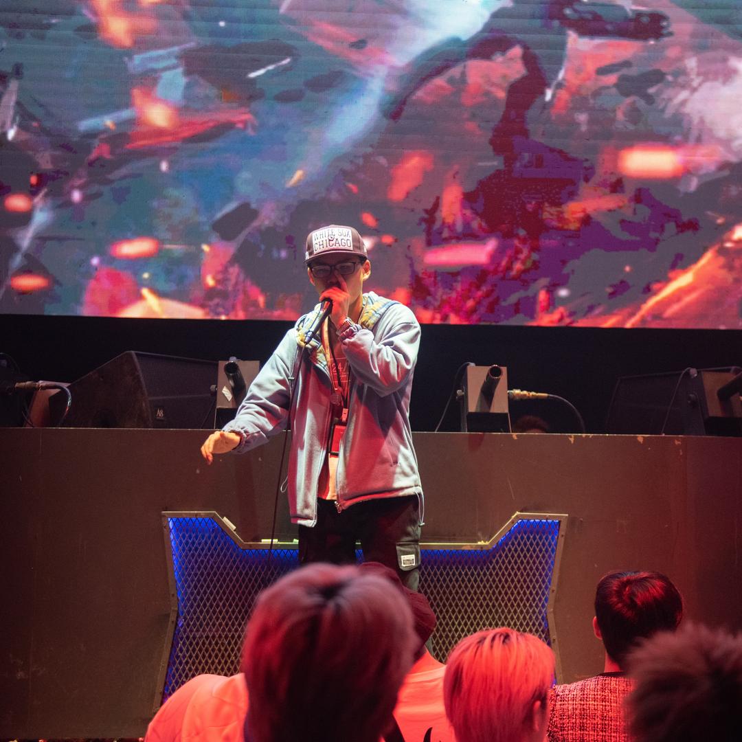 放牛娃想开劳斯莱斯