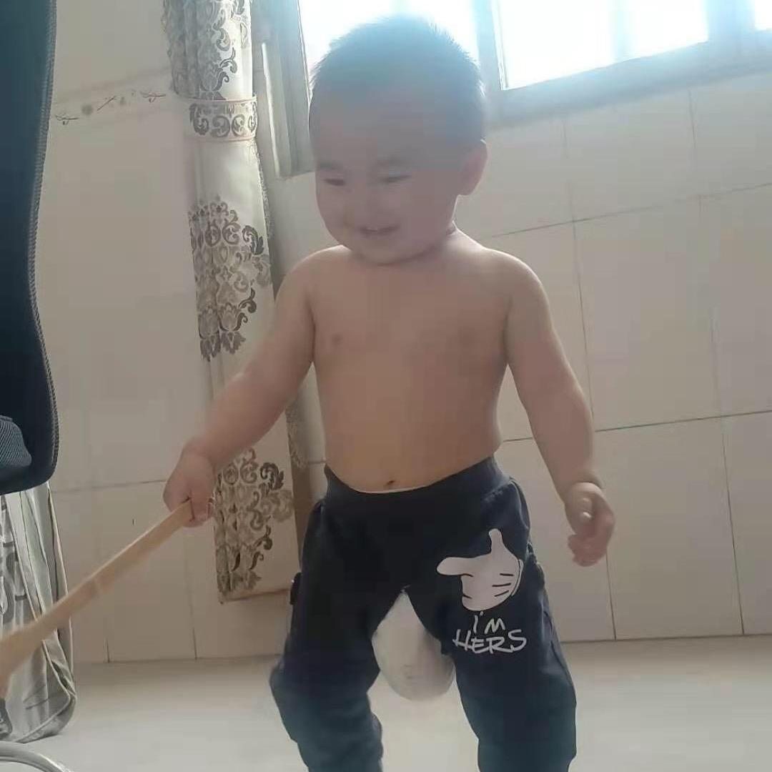 荔枝（笑容很苦 ）