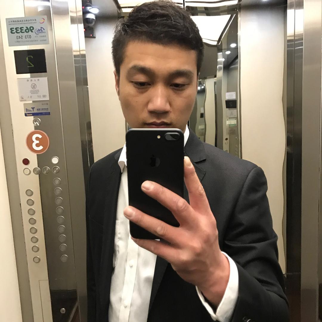 王崇（苏州鸿骏）