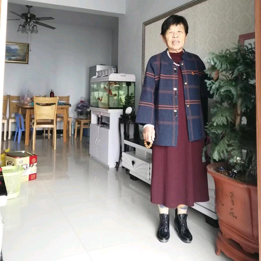 时尚老太太