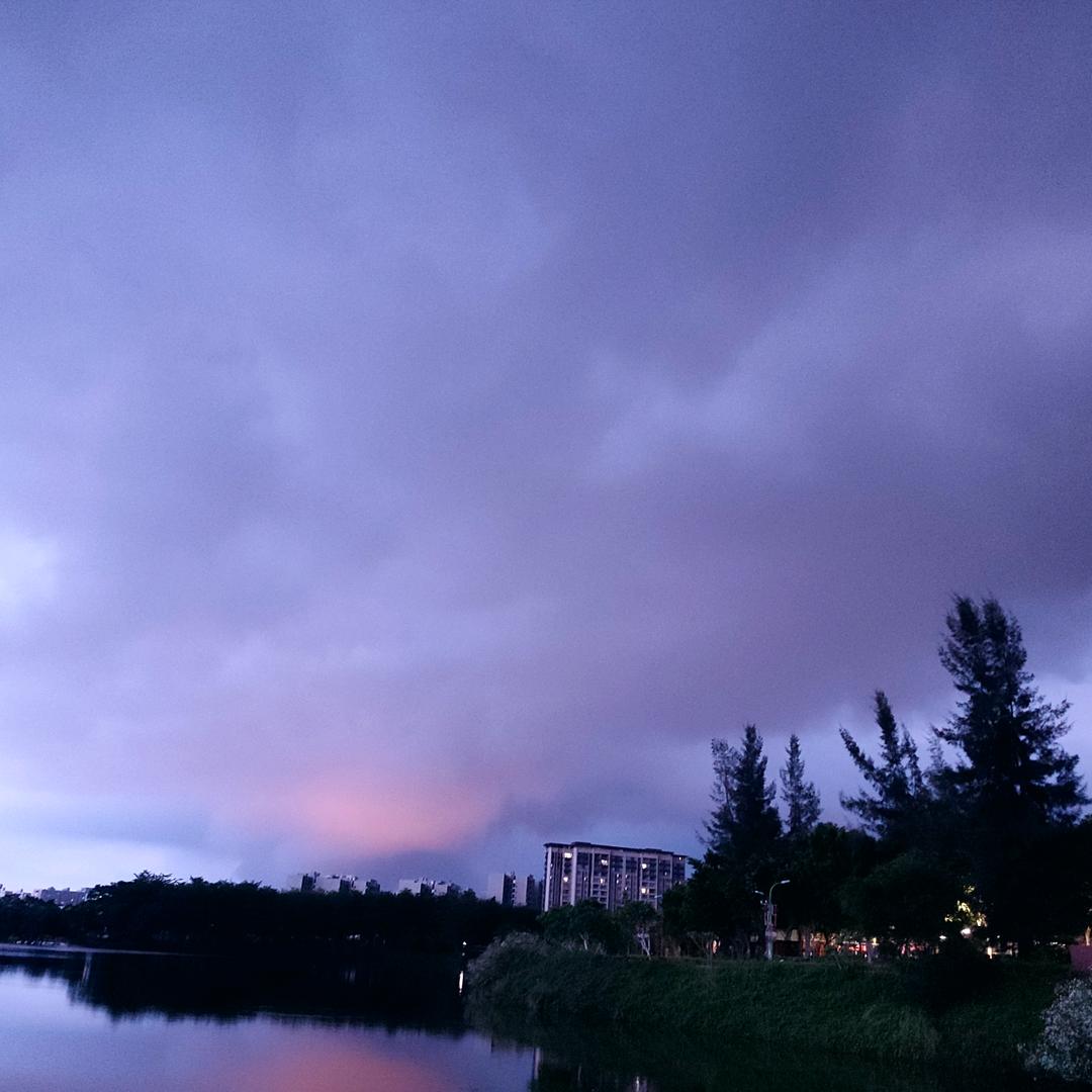 沿途的风景边走边看^0^