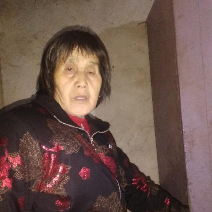 向晒春抖音奶奶