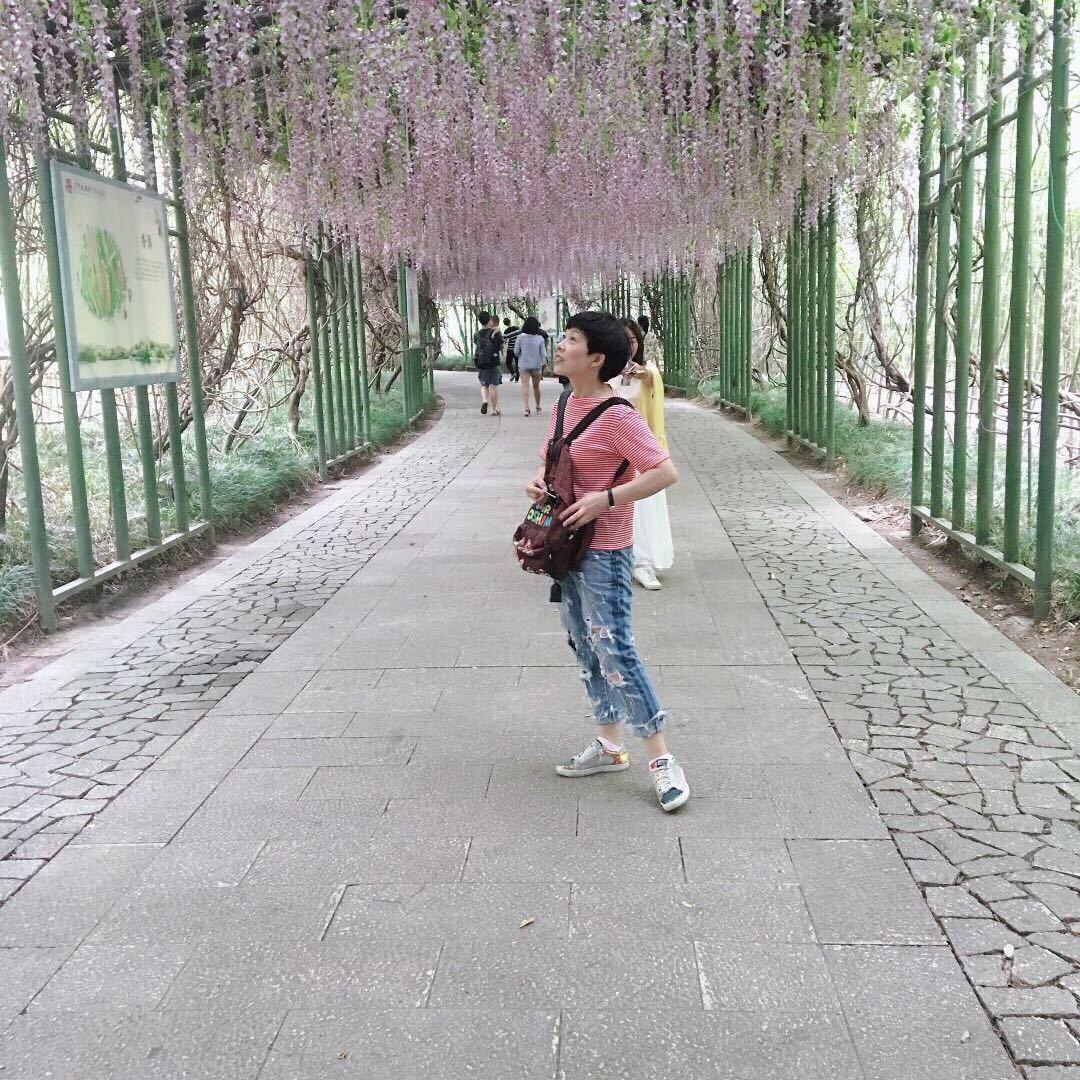 小红红男裤批发