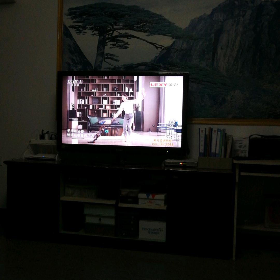 内闪红星