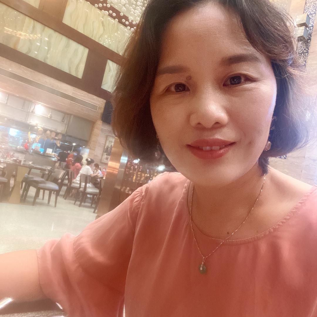 湾区丽丽姐服装店