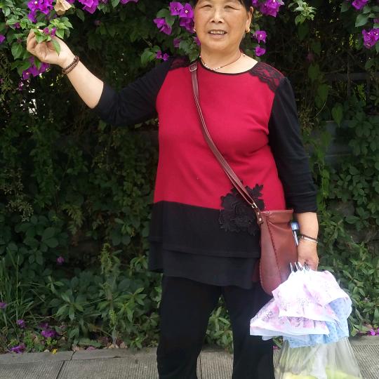 叶世巧