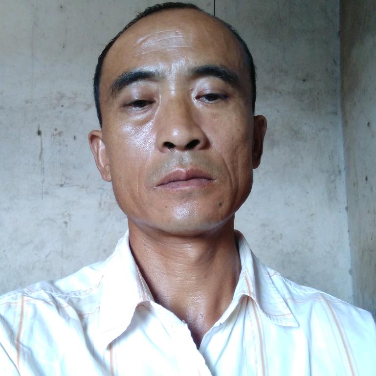 曾从文拖机工车