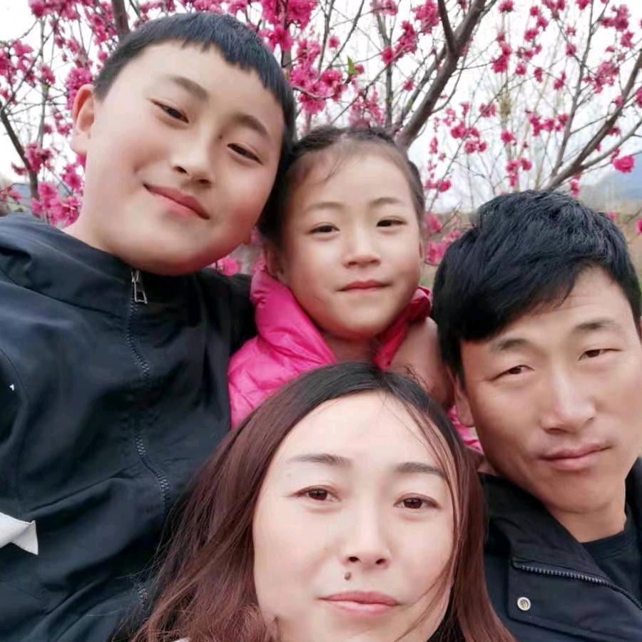 H👪L👀R👀F