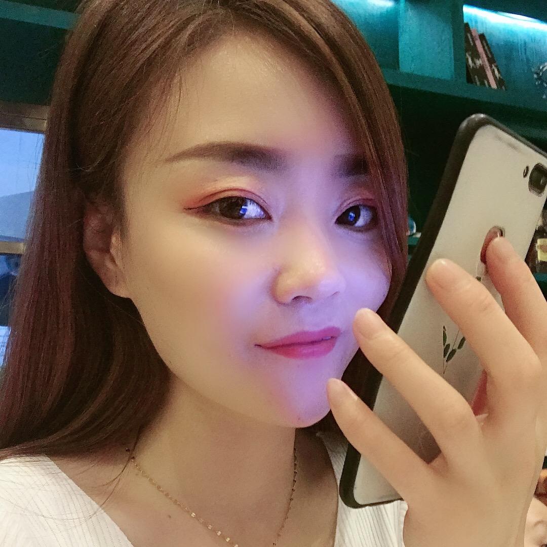 小丽 吖