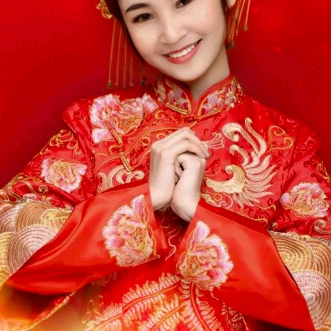 单纯，善良，傻傻的我，蓝桉。