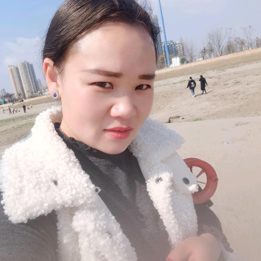亚洲琼影