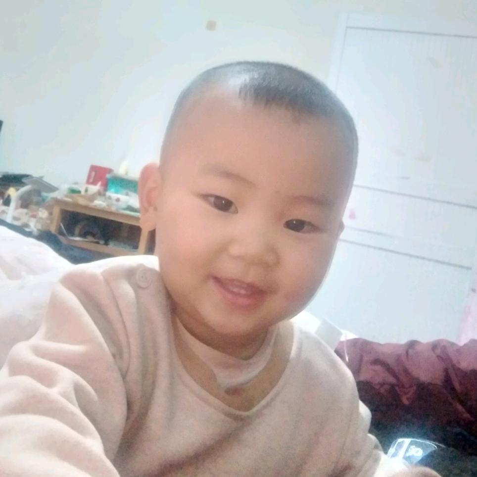 杜佳斌