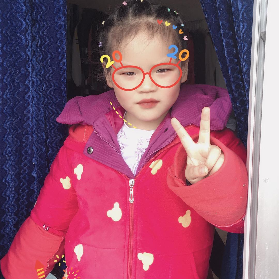 爱吃草莓的我💐💐💐