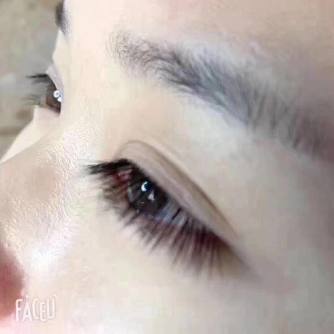 爱尚秀美容美甲