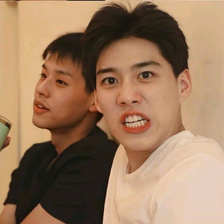 守口如瓶的帽子