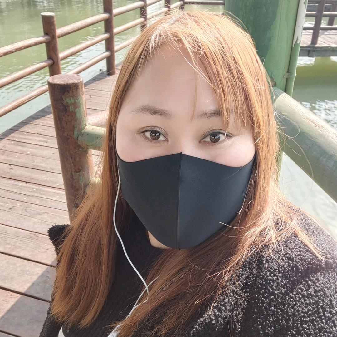 受伤的女人
