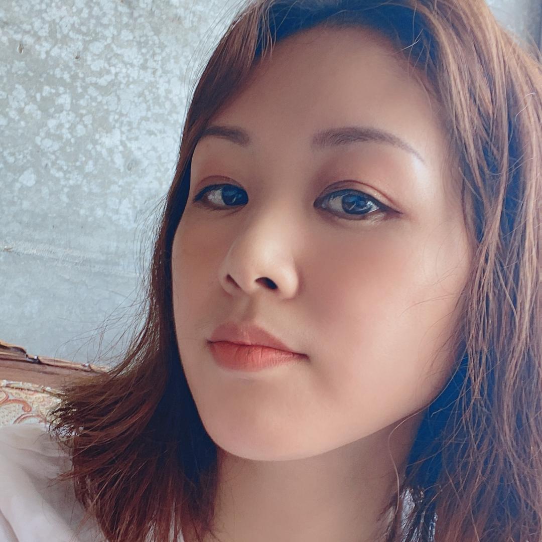 Lily洛洛