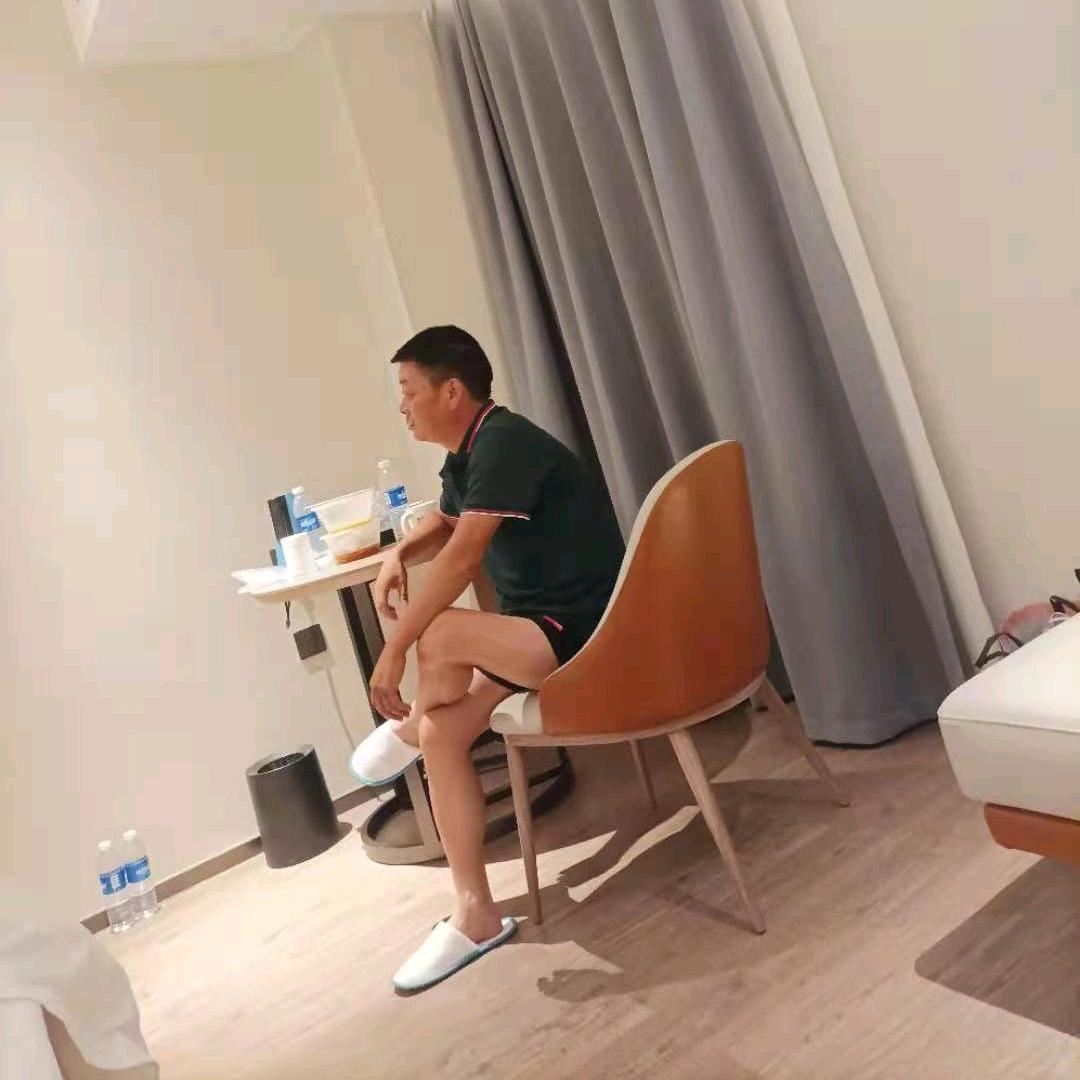 用户54827379224
