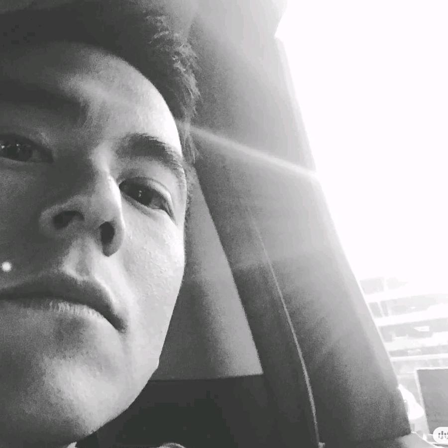 勇往直前☞rr8jtrteu哦8可以u为