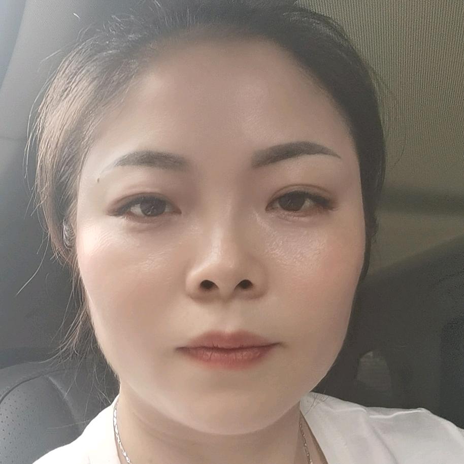 卖奶粉的小姐姐！