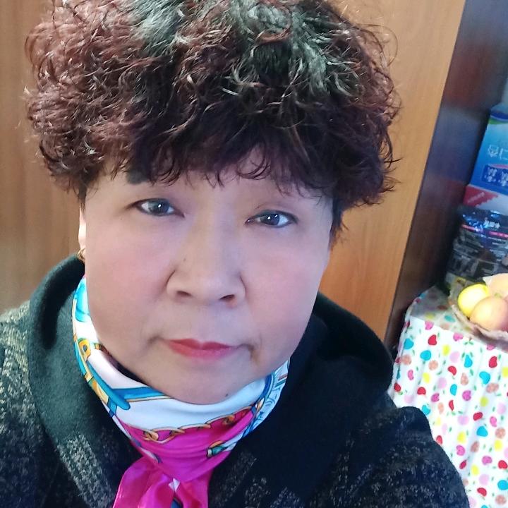 秀华(拒绝私聊)