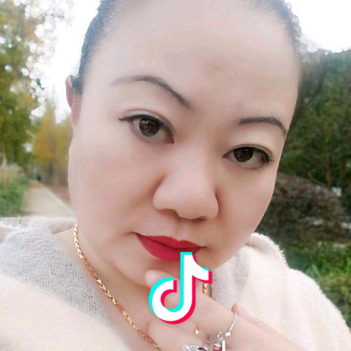 娜娜