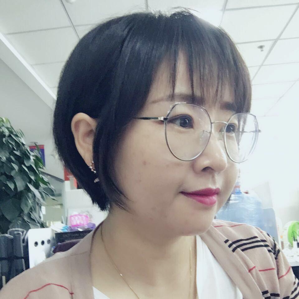 一个做家政的小姐姐