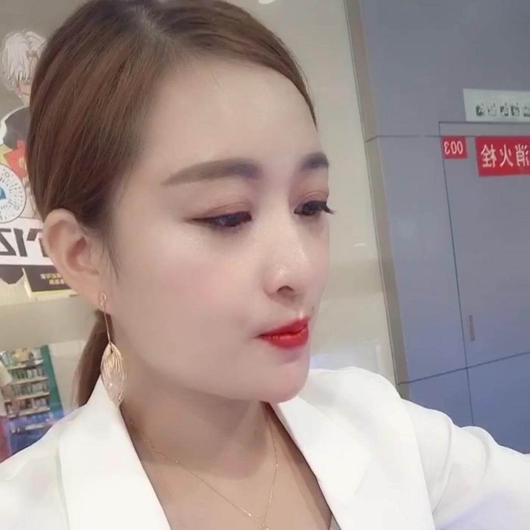 奈克风潮流穿搭