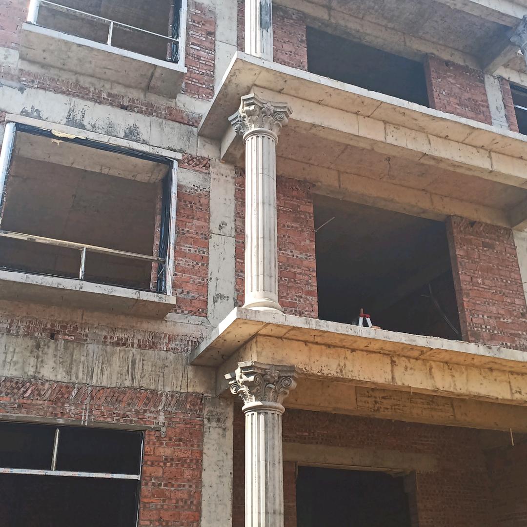 小吴建设楼房