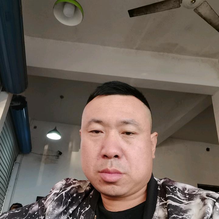 卡车司机，老李