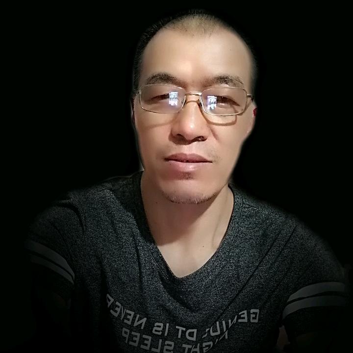 喜欢拍风景的朱氏