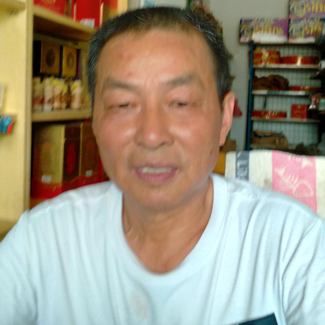 黄铁牛