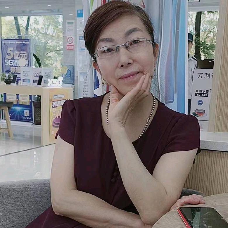 凤绾晴