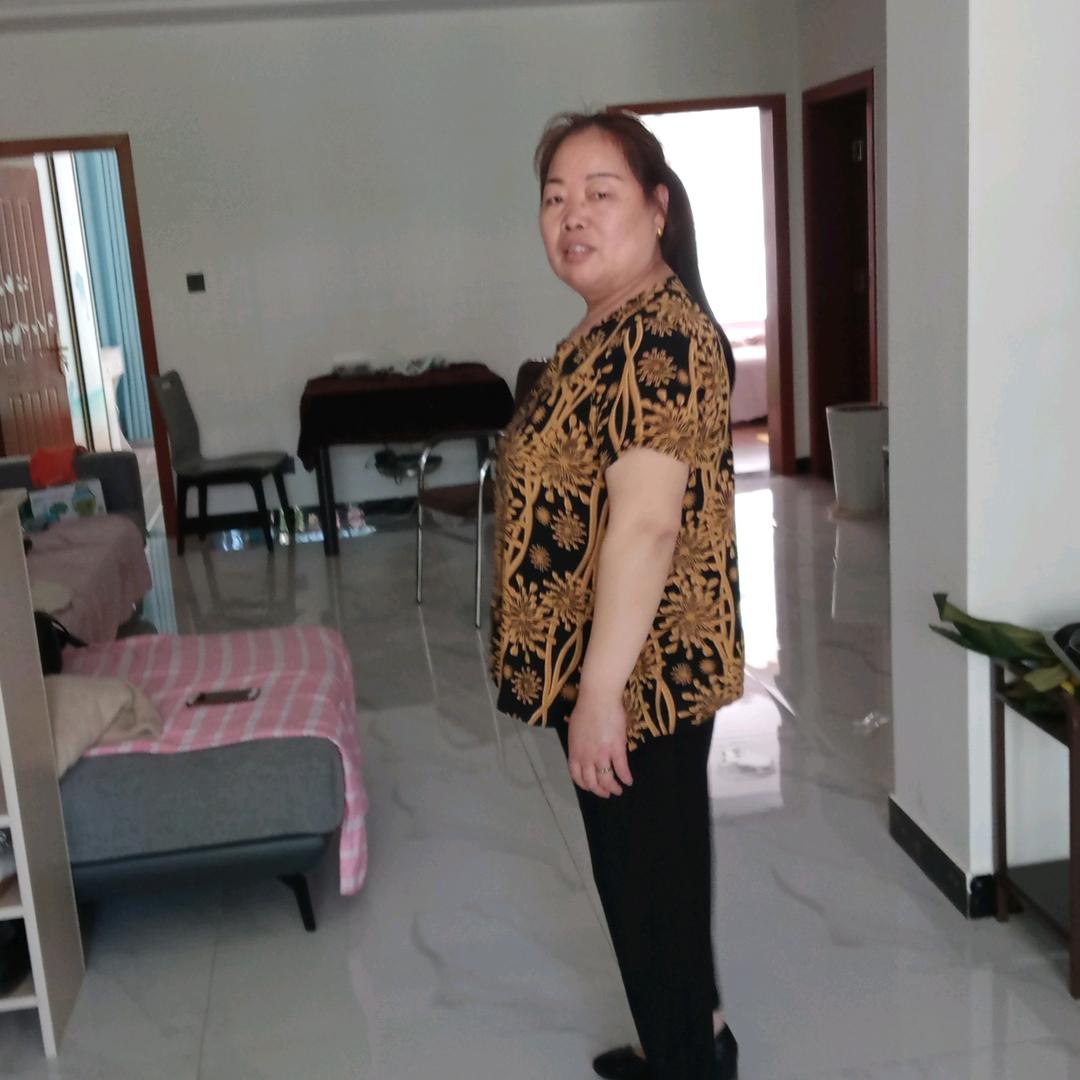 两个宝贝的奶奶