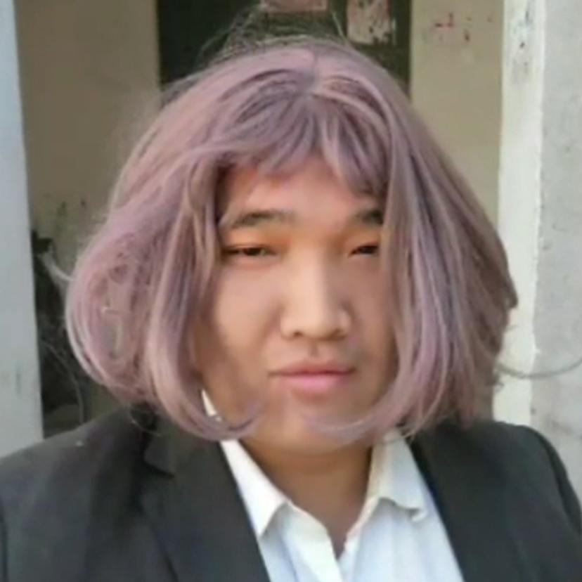又丑信又包看