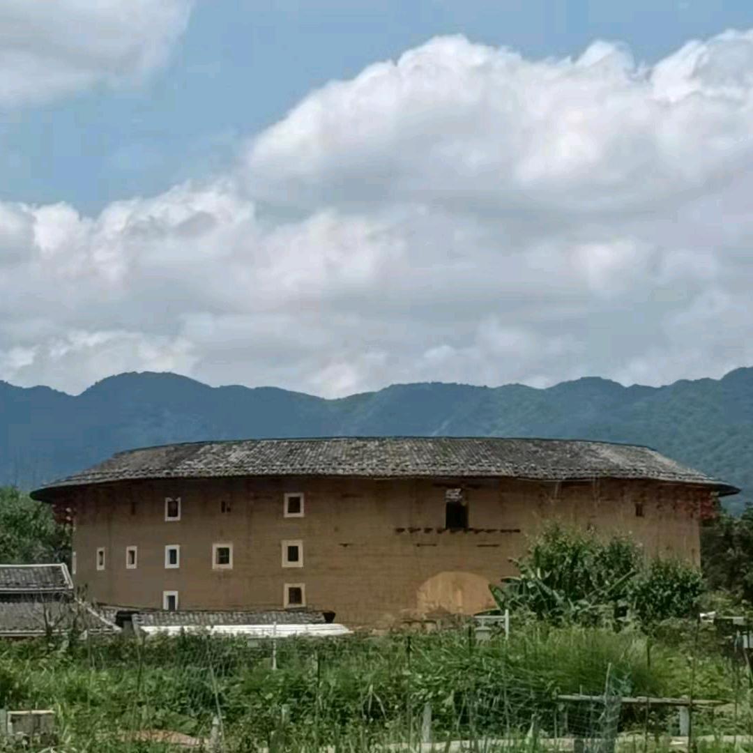 黄