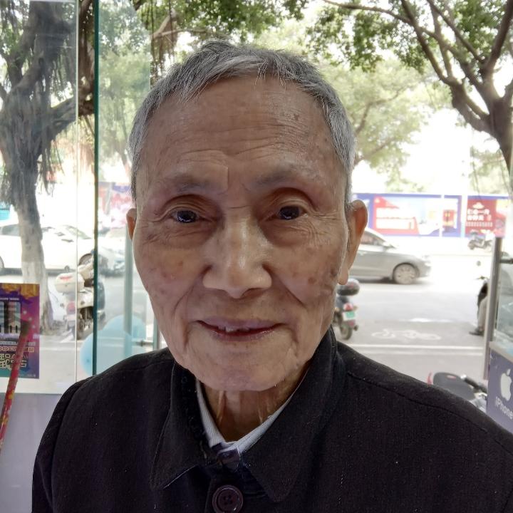 覃老哥