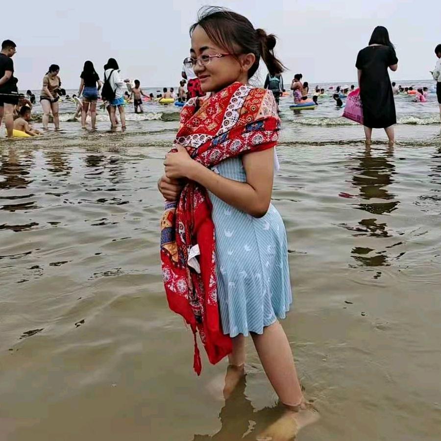 梁芳芳