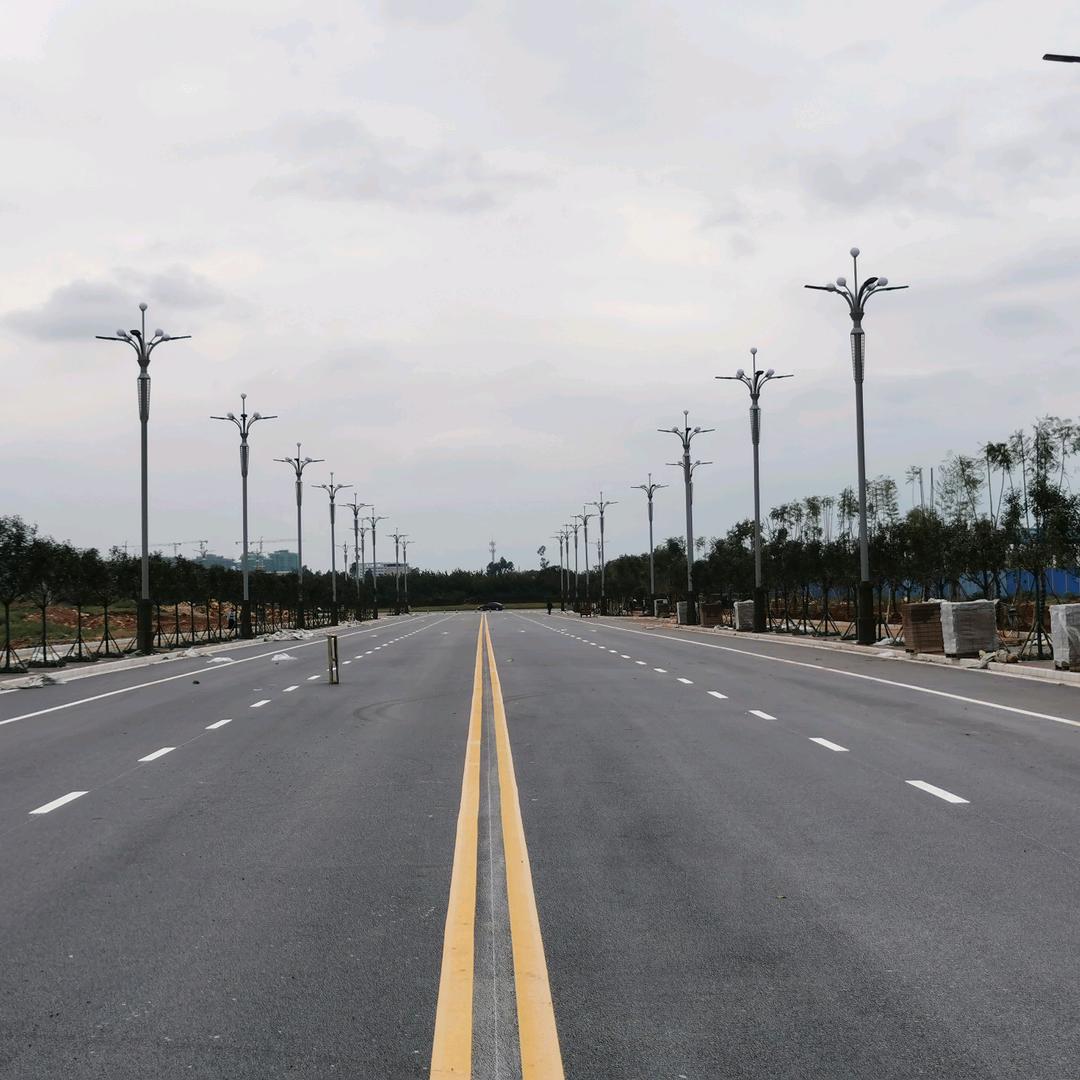 让我的光明，照亮你的黑暗！