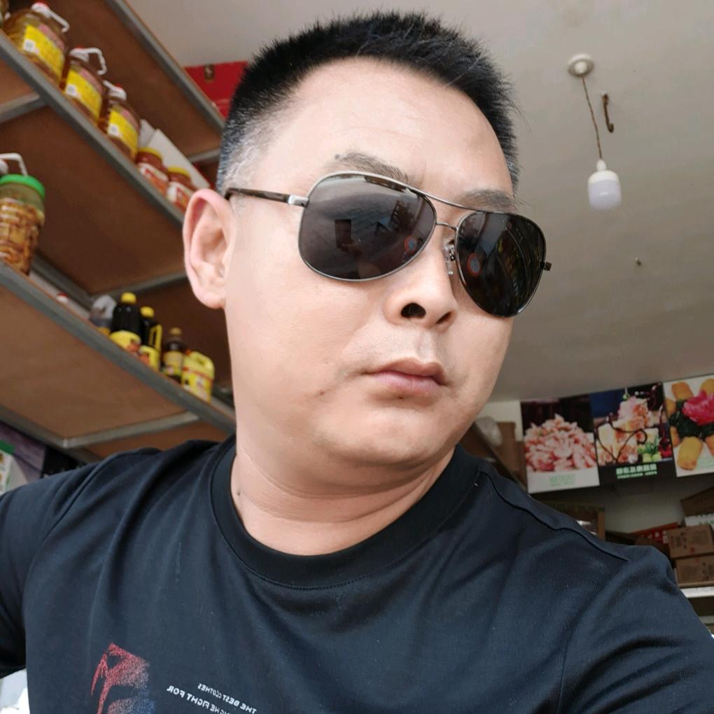 青氏移动酒席，云朵之上