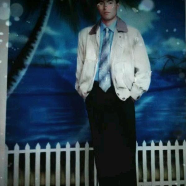 奋斗( っ'-')╮ =͟͟͞͞🏀