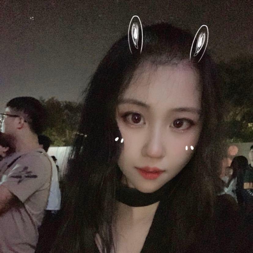 一只普通但努力的喵🐱