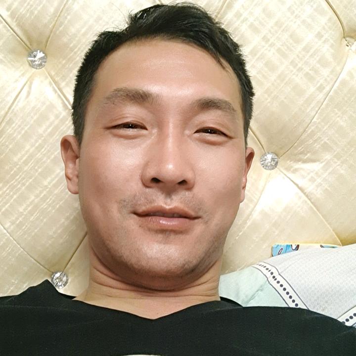 小何好物优选^O^໑ຼ₀₂₃💕沈更半叶