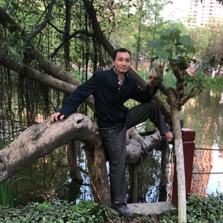 刘老板，一天工作很忙