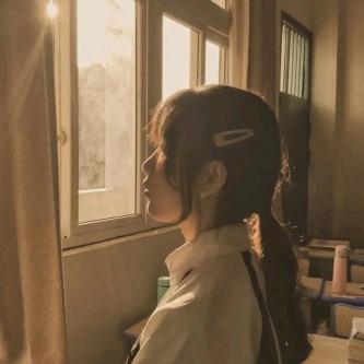 熬夜美女头不秃