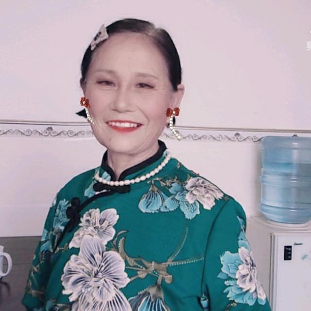 徐奶奶。
