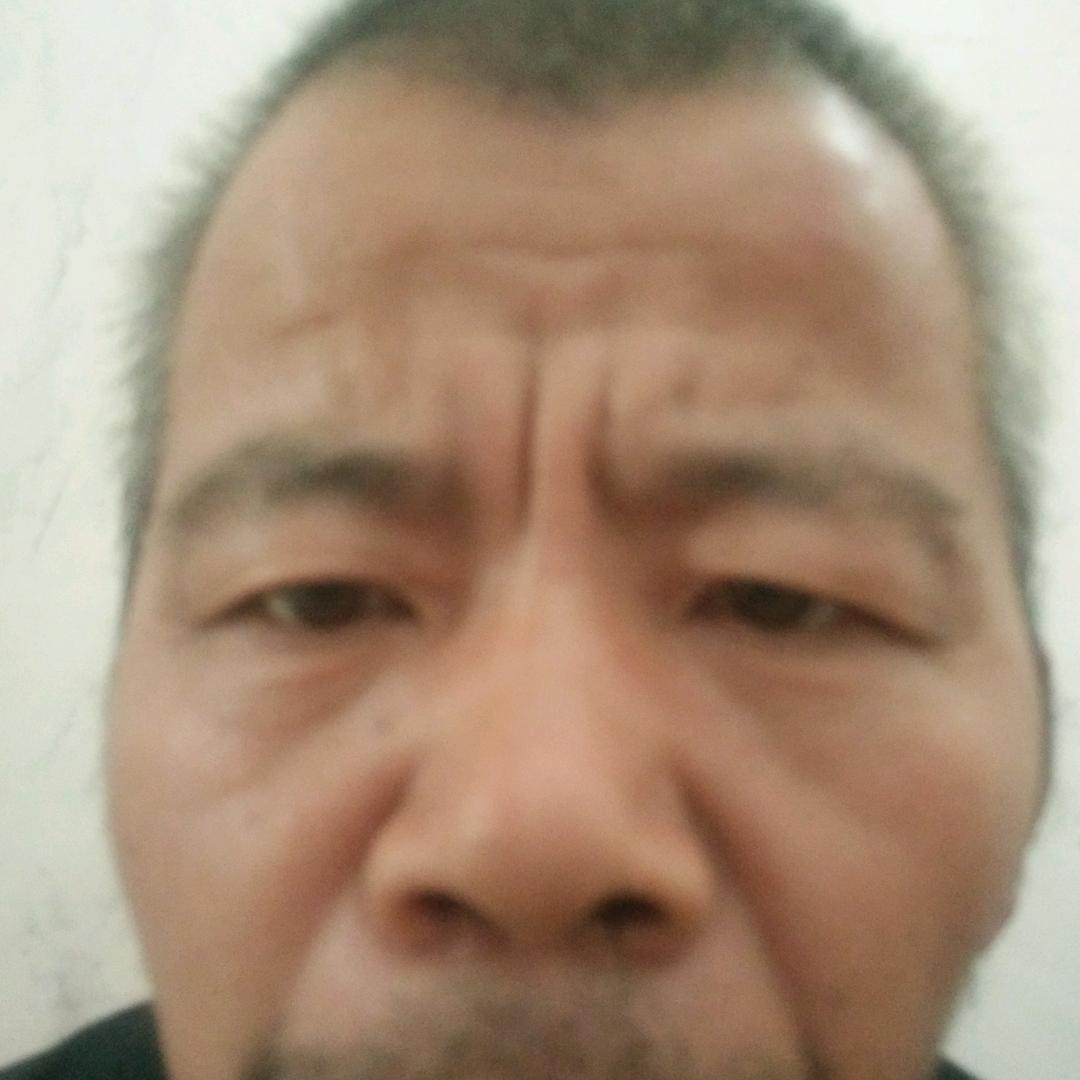 魏自尚