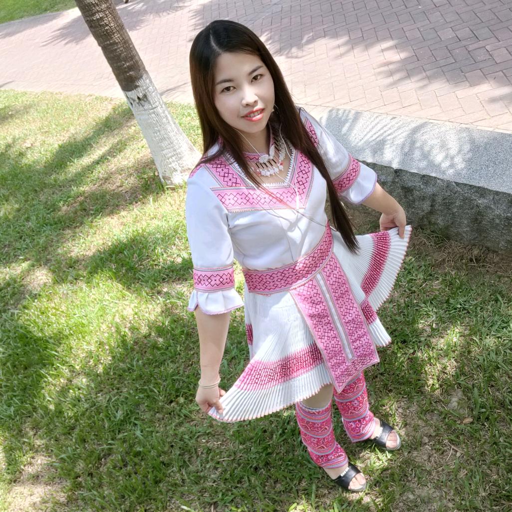 开心快乐的我🌼🌸💐🌺🌹🌷🥀