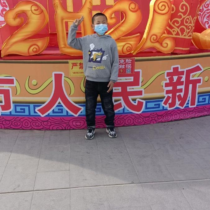 用户725380523