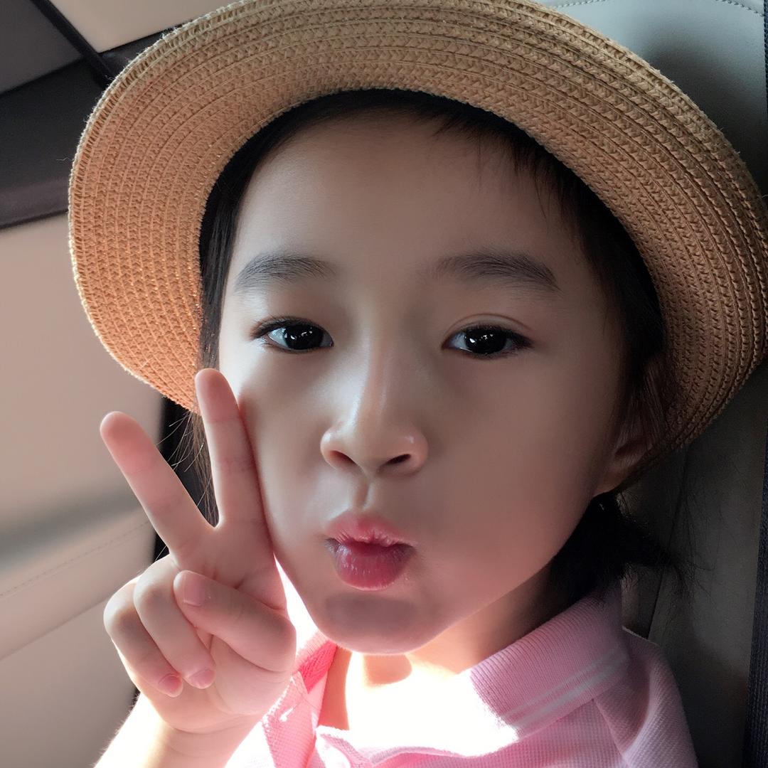 薇莎服饰合百利店，六月甜品🍧工农北路店